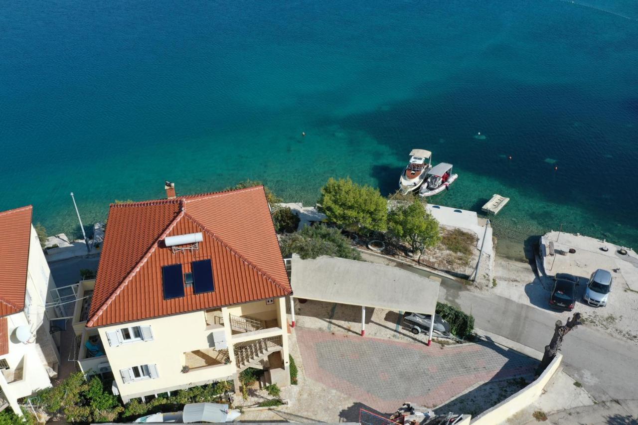 Apartments Babin Vinišće Extérieur photo