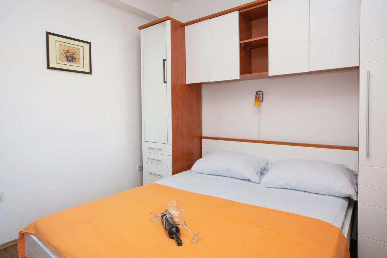 Apartments Babin Vinišće Extérieur photo