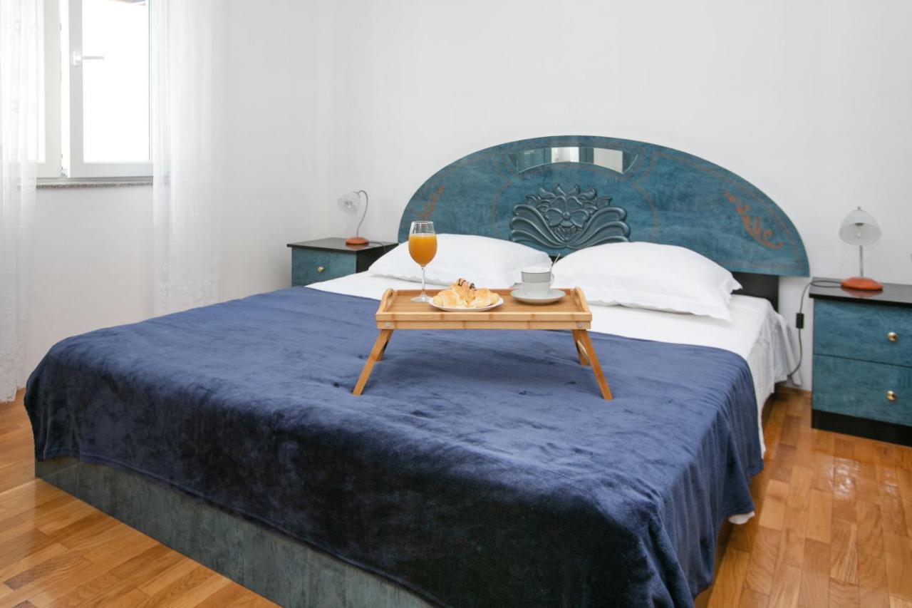 Apartments Babin Vinišće Extérieur photo