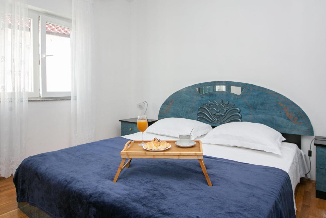 Apartments Babin Vinišće Extérieur photo