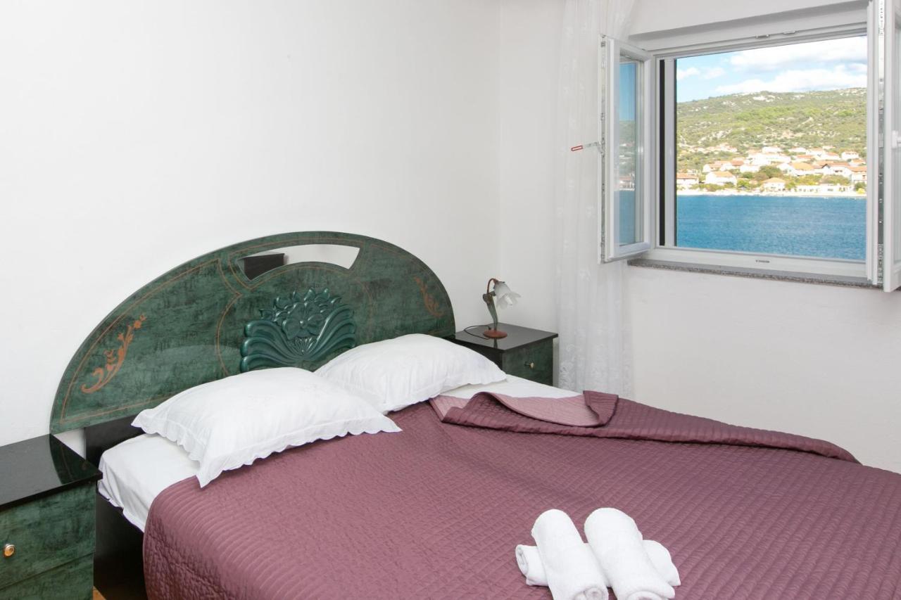 Apartments Babin Vinišće Extérieur photo